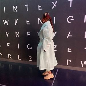 Meet your Posher, Claire